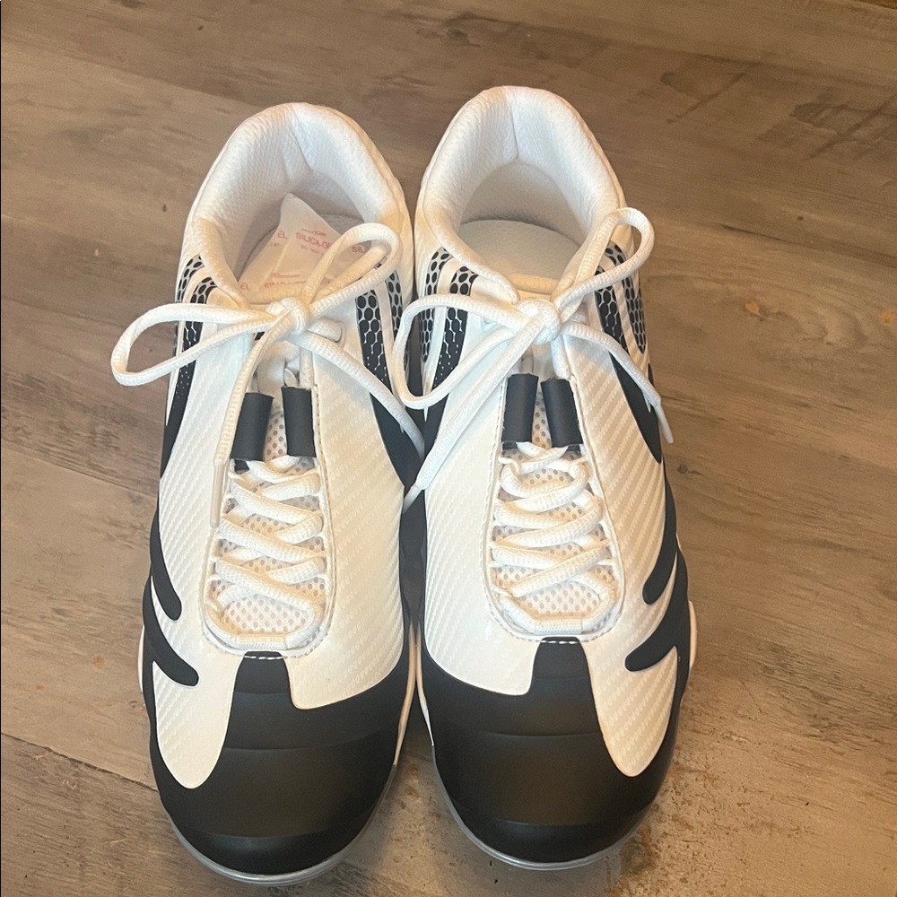 Rip-It Ringor Pro Spike Women’s Softball Cleats